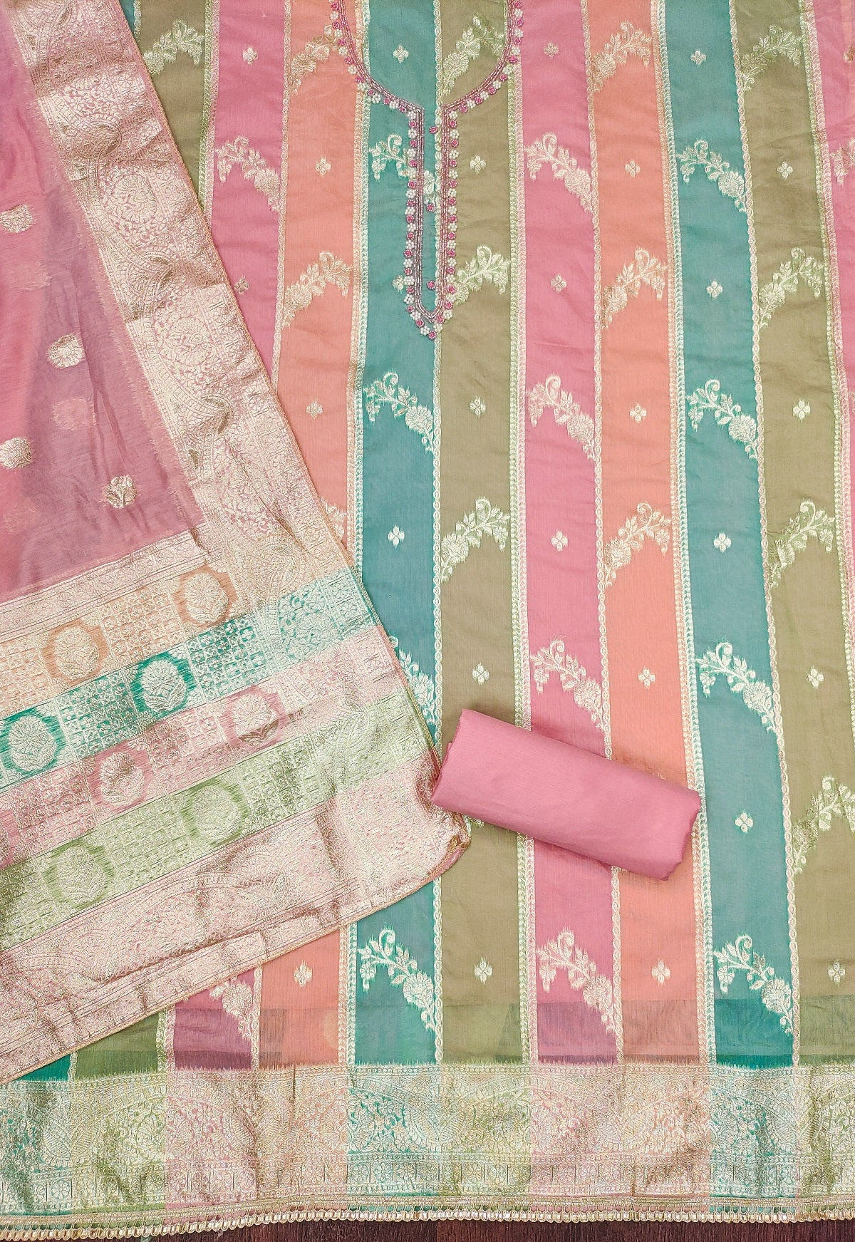 Color_Pink