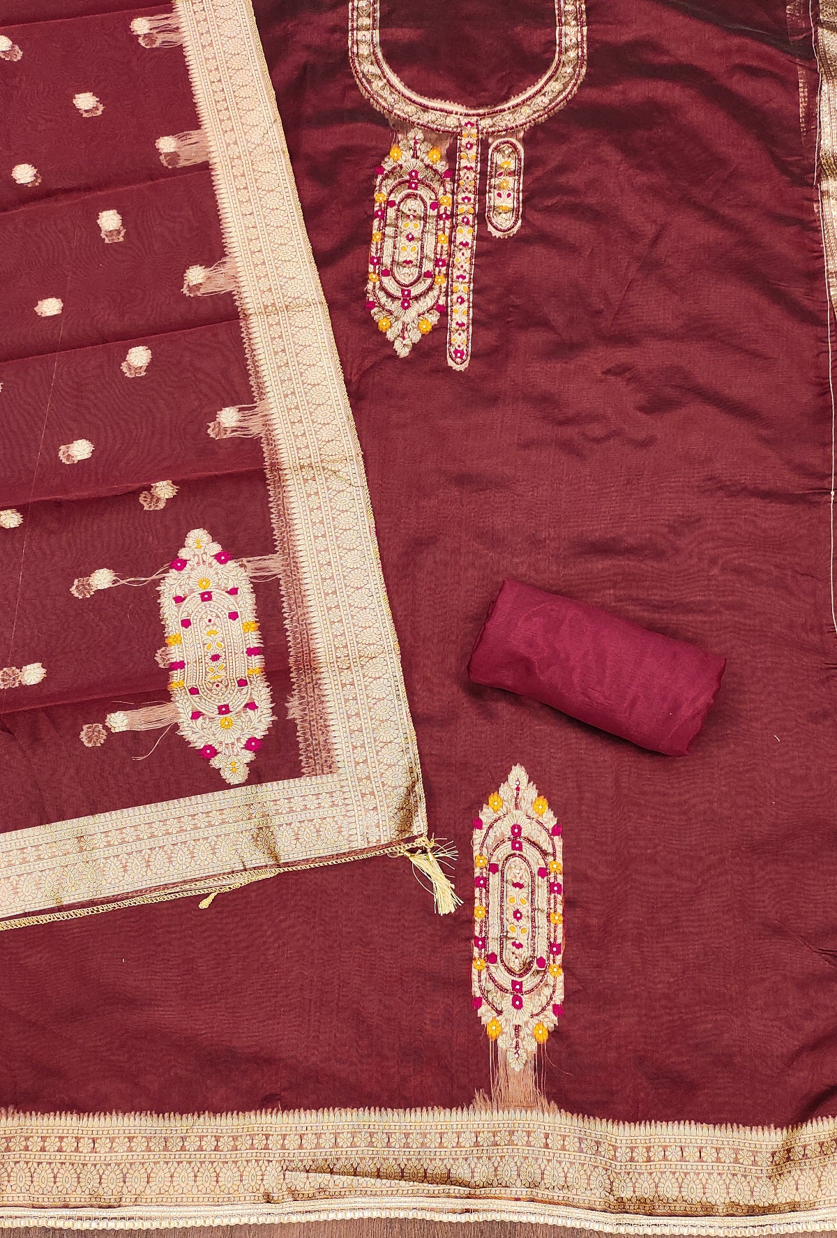 Color_Maroon
