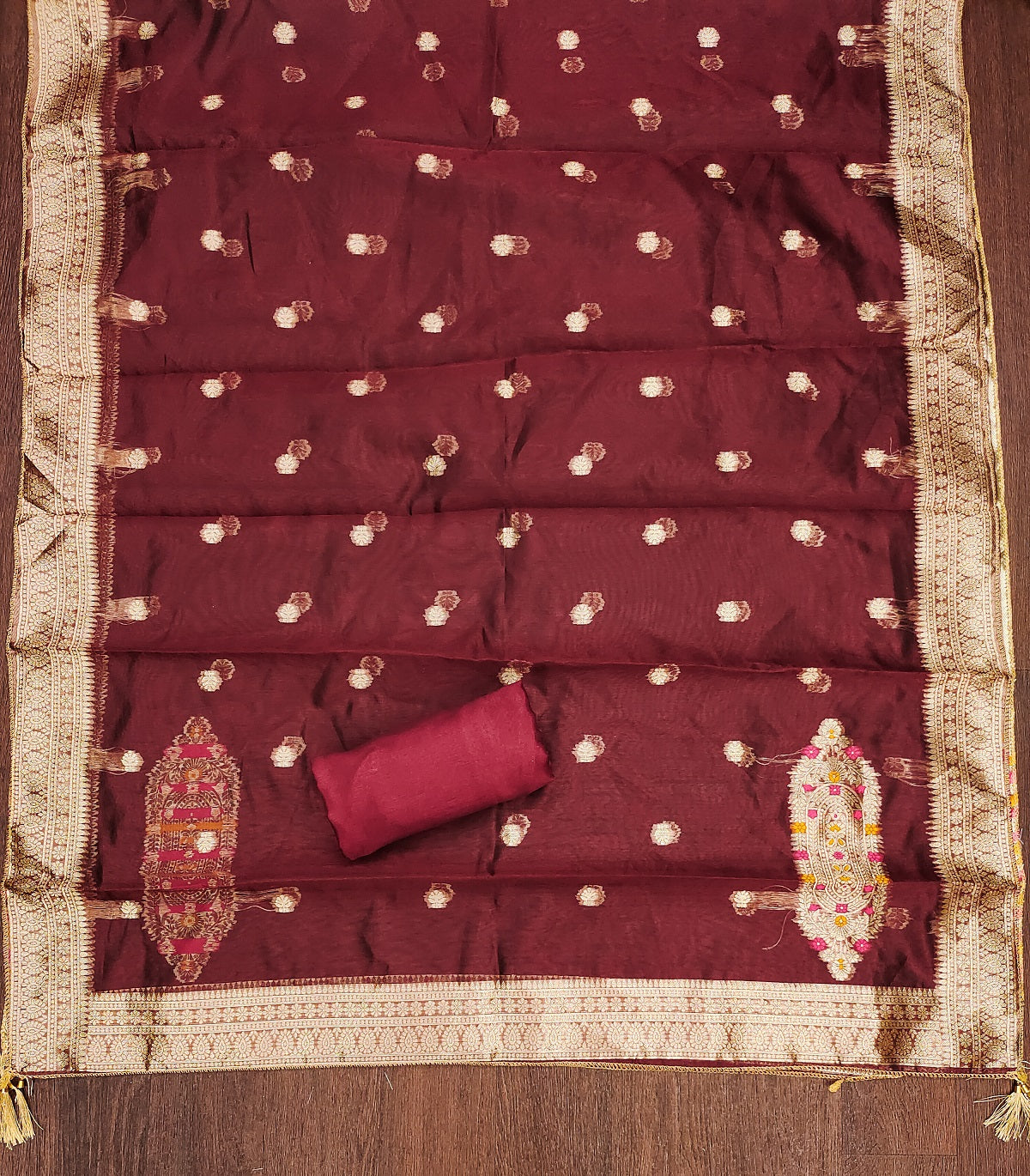 Color_Maroon