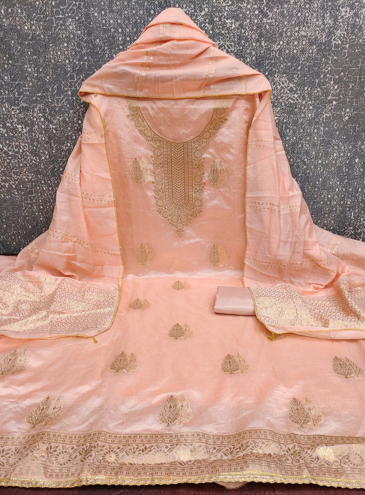 Color_Peach