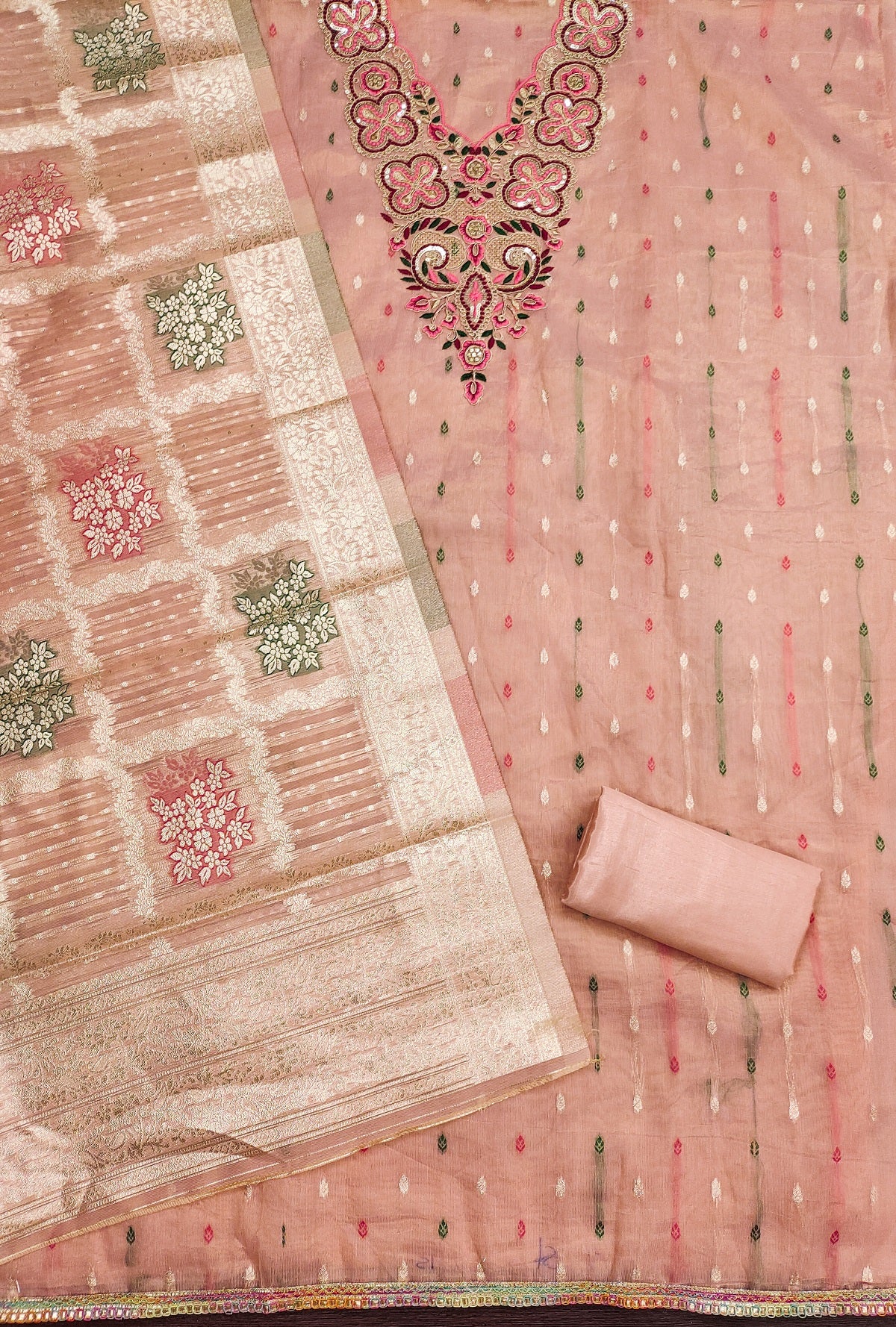 Color_Pink