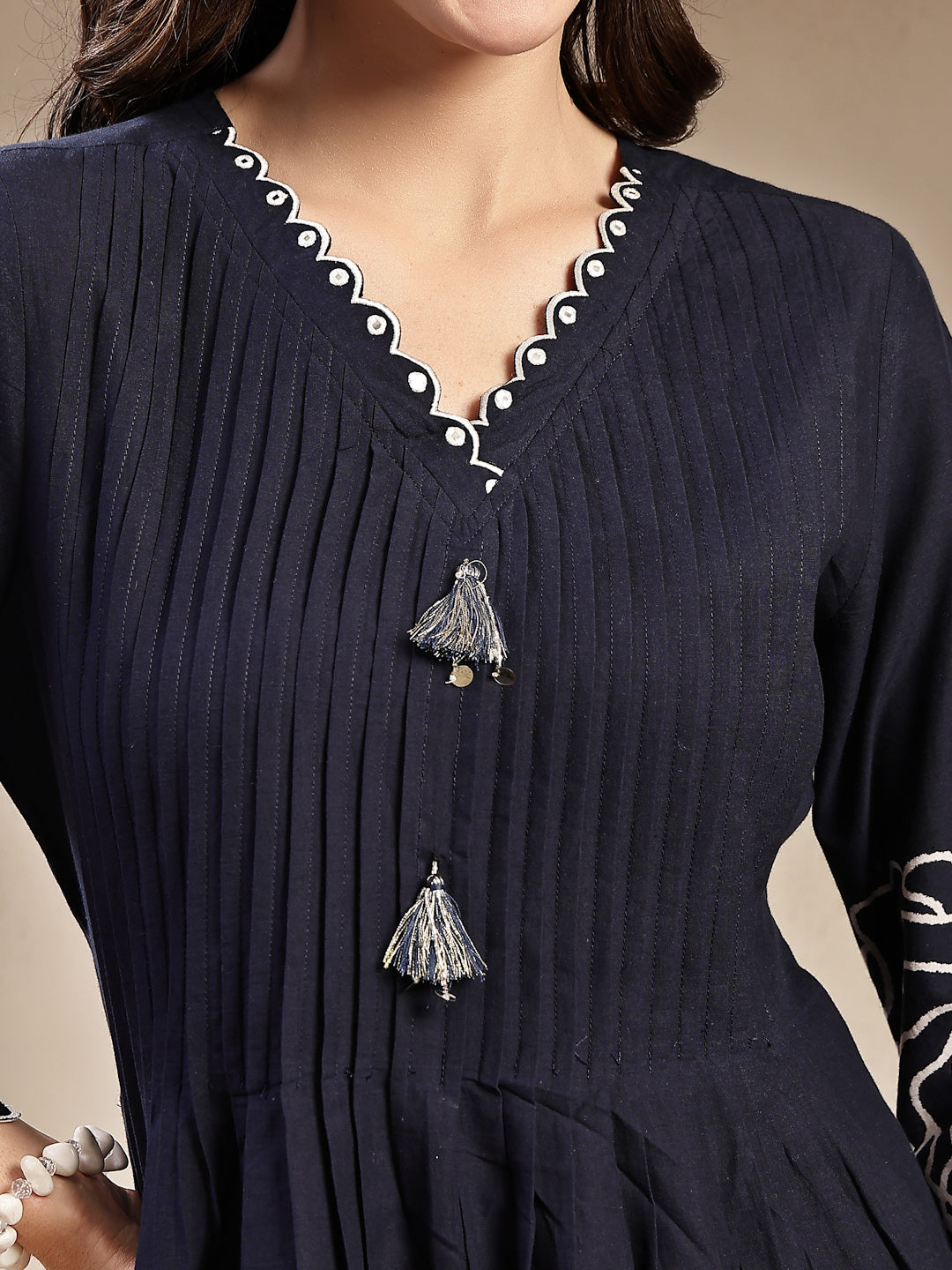 Women's Navy Blue Solid & Embroidered Cotton Co-Ord Set
