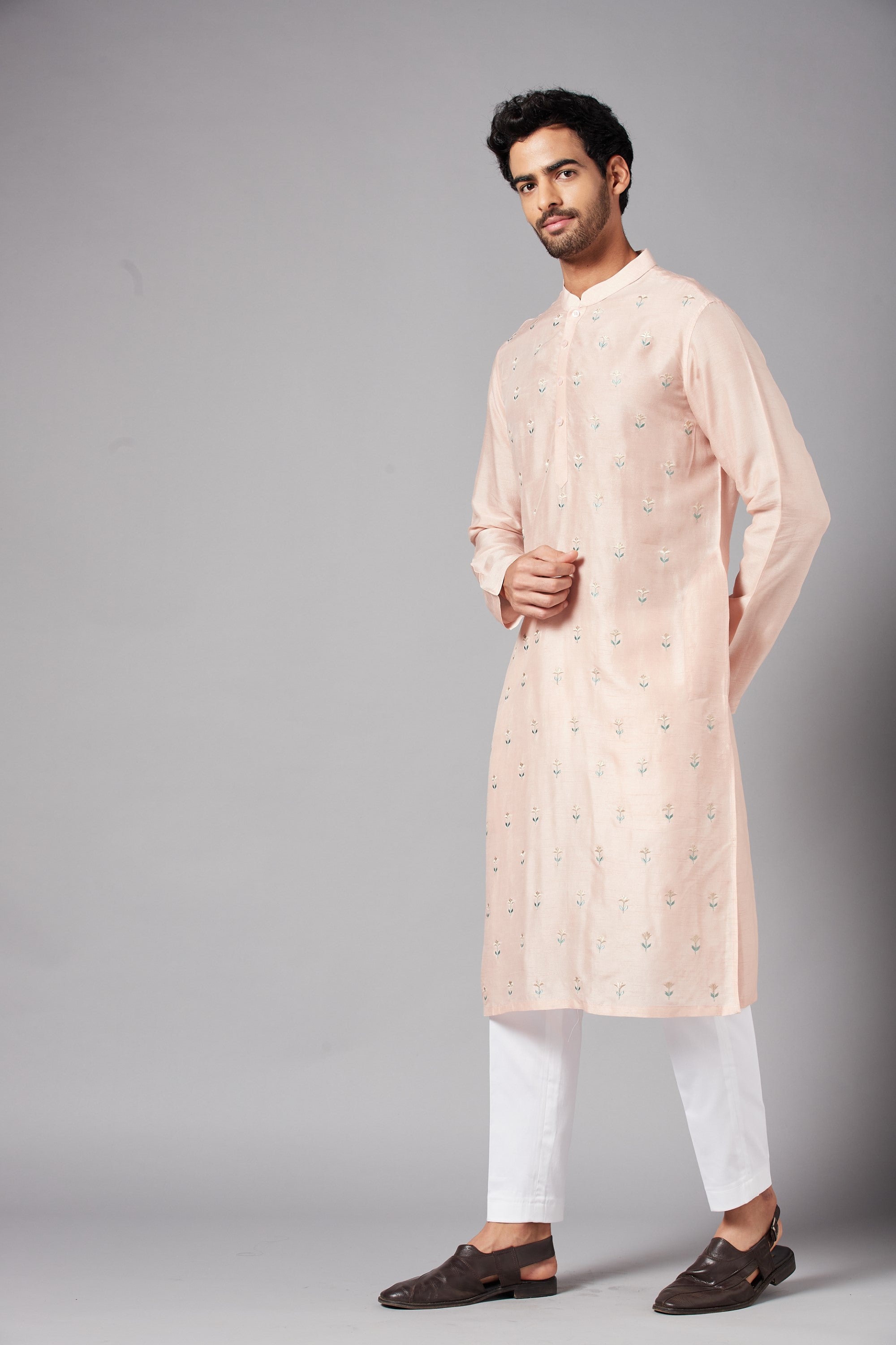 Men's Moori Small Flower Motifs All Over Peach Embroidered Kurta With Crop Pants
