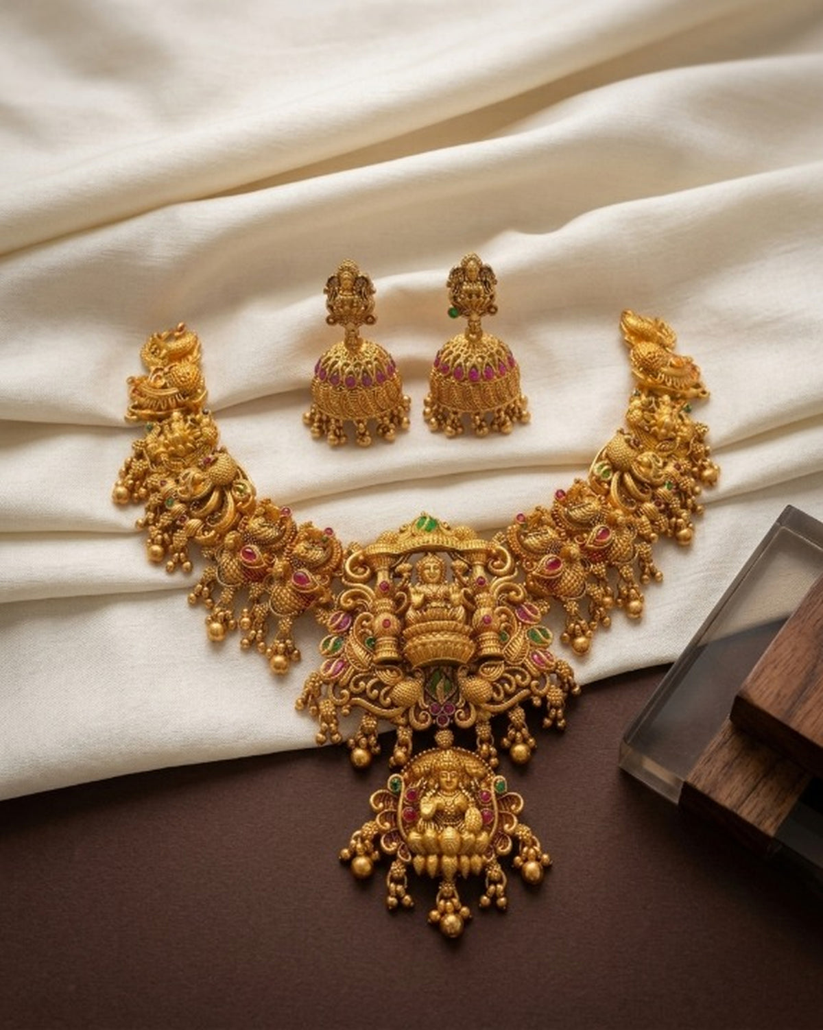 Color_Gold