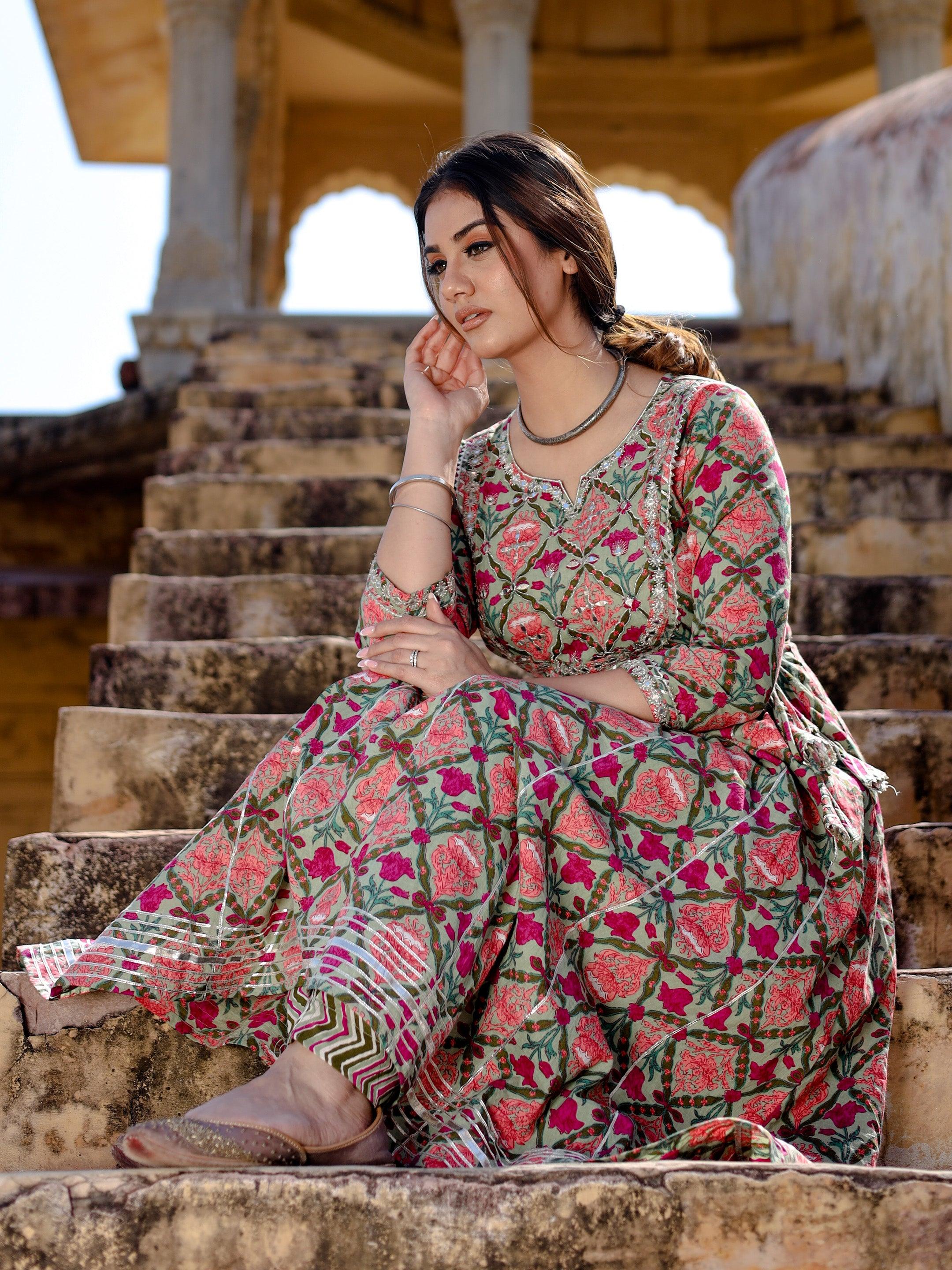 Women's Green Floral Printed Anarkali Kurta Pant Sets