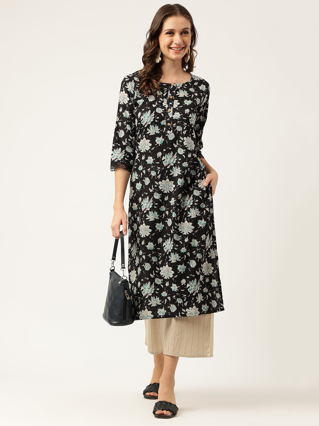 Women's Black Floral Print Straight Fit Cotton kurta