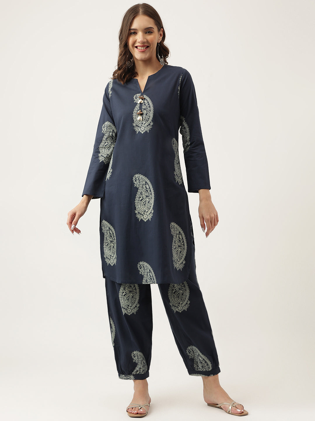 Women's Black Cotton Paisley Print Kurta Hem Cuffed Pant set