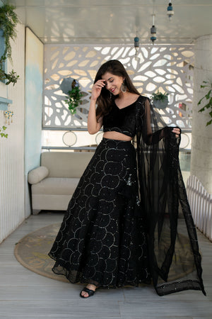 Color_Black