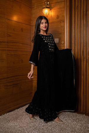 Color_Black