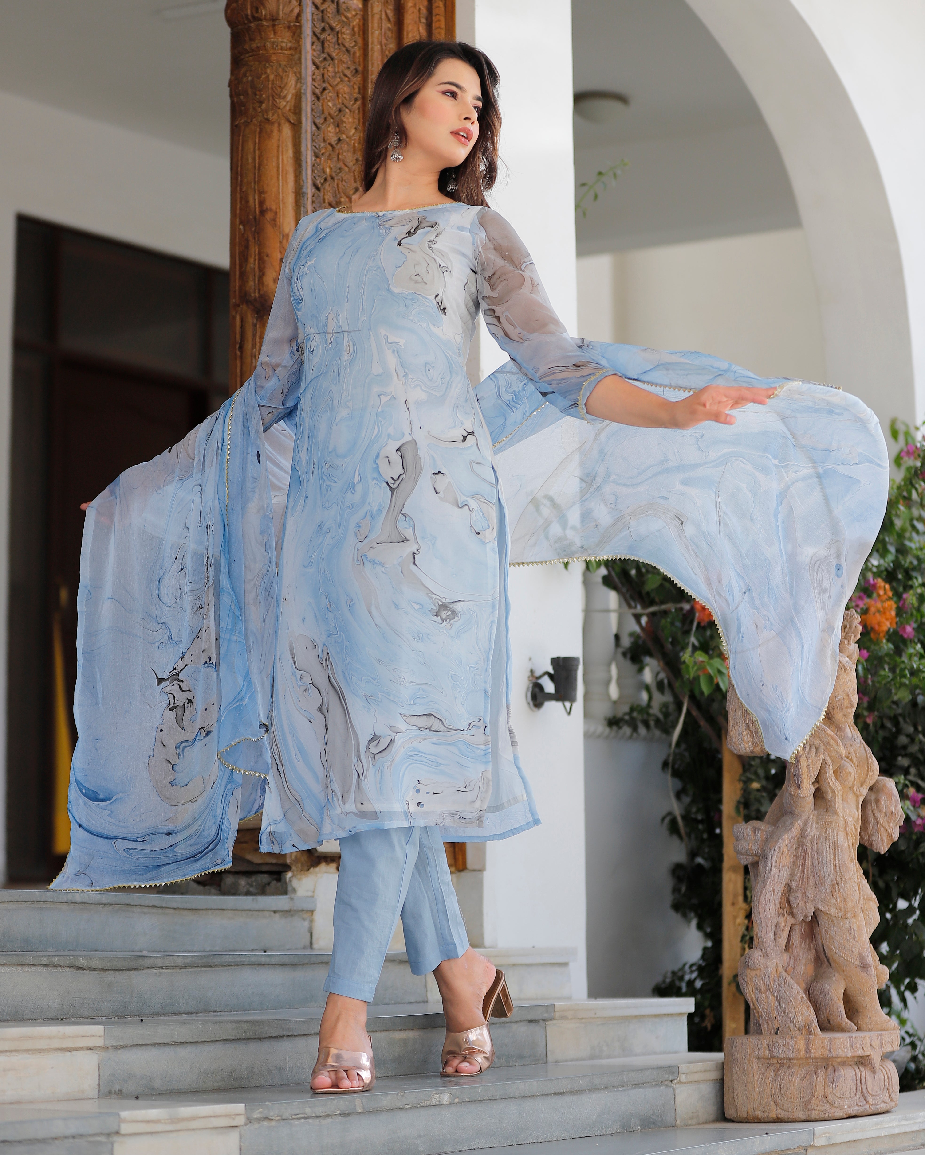 Women's Chiffon Marble Dye In Straight Kurta And Dupatta With Sky Blue Pent