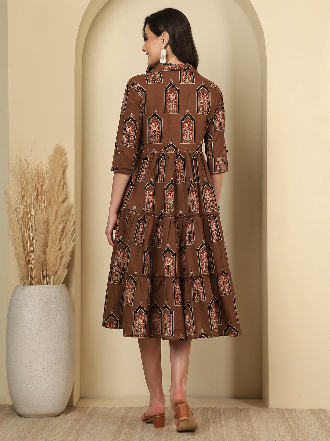 Color_Brown
