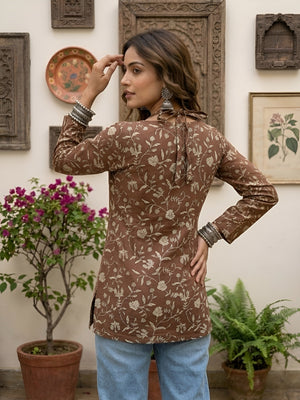 Color_Brown