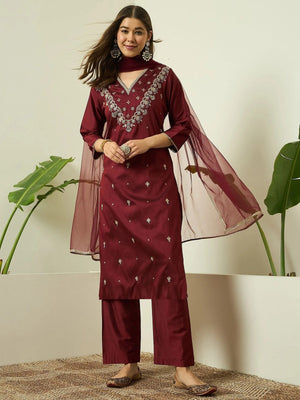 Color_Maroon