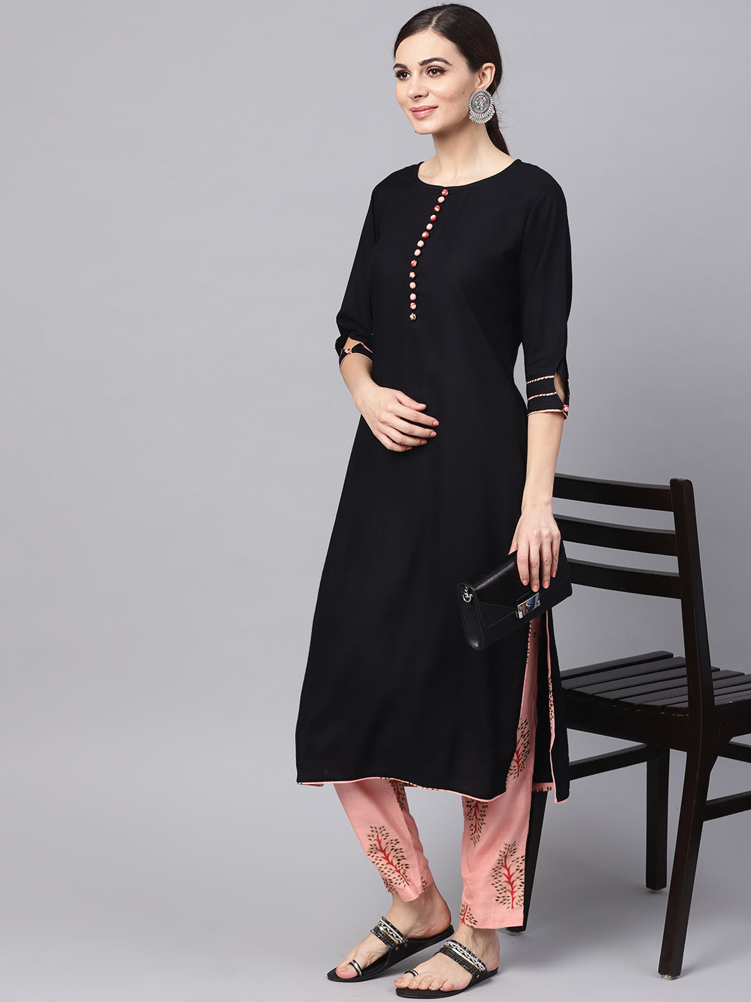 Color_Black