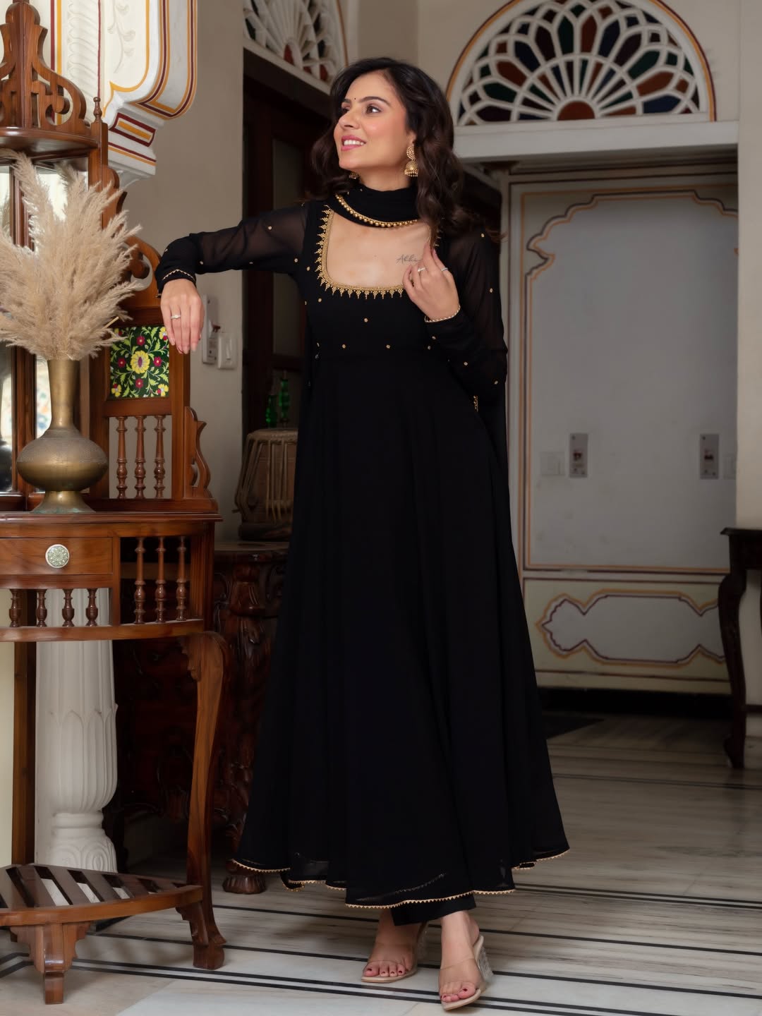 Color_Black