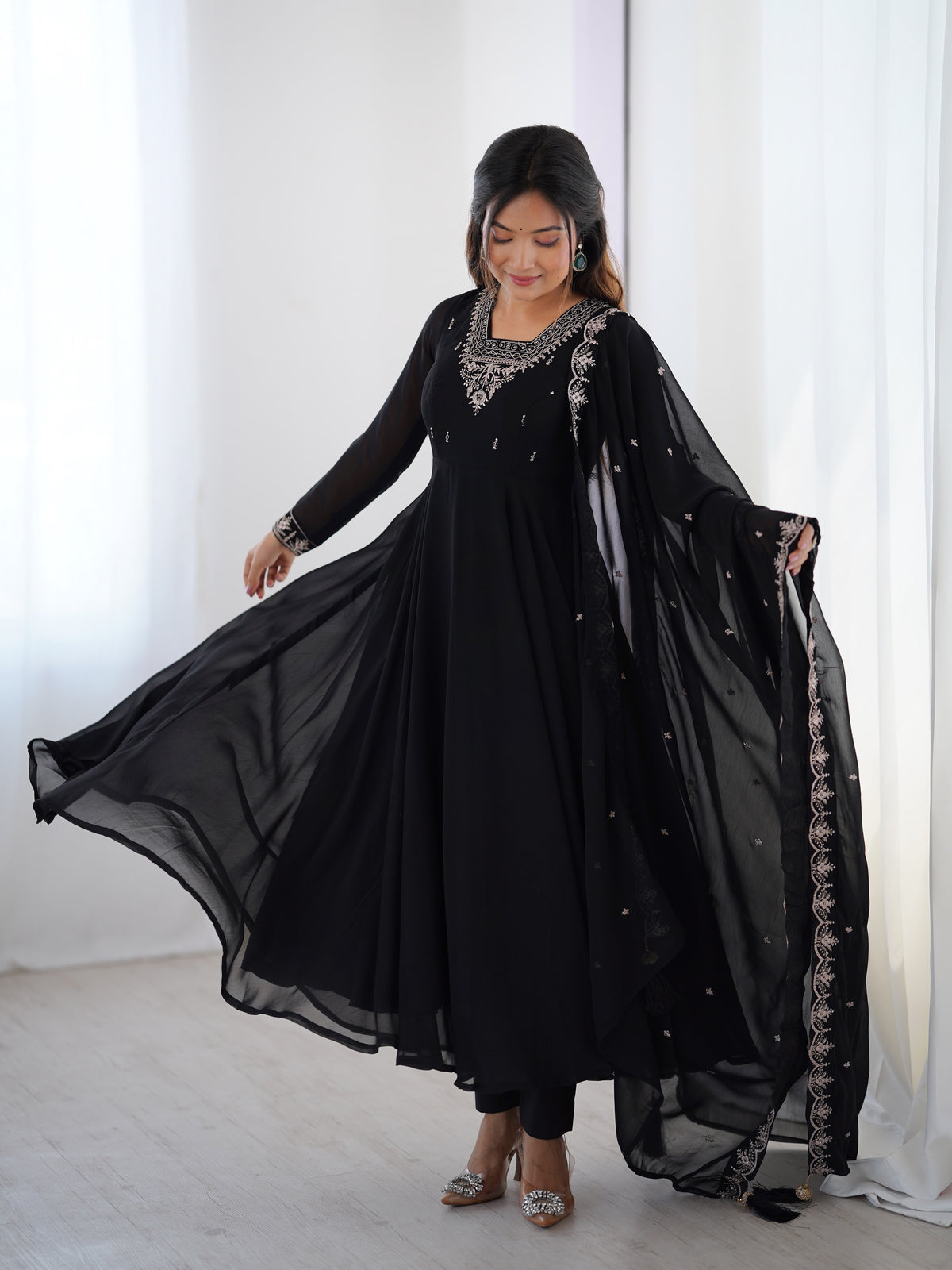 Color_Black