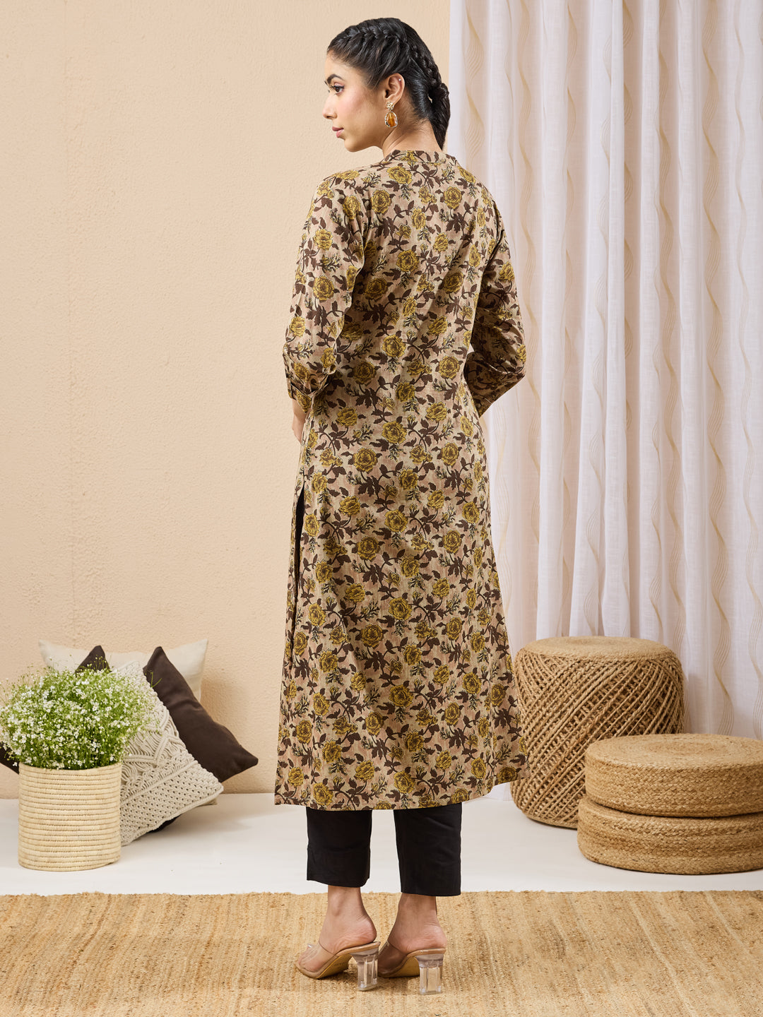 Color_Brown