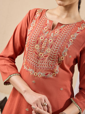 Color_Maroon