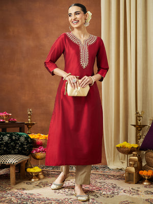Color_Maroon