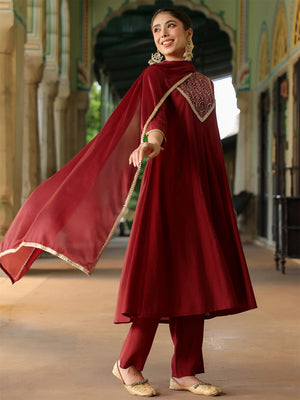 Color_Maroon
