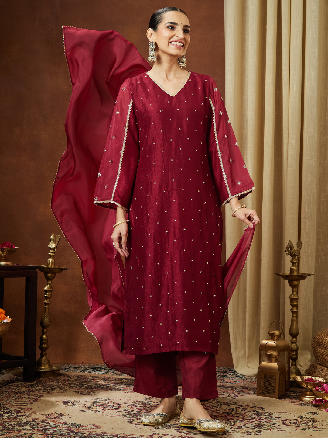 Color_Maroon