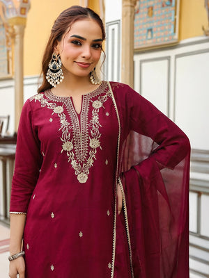 Color_Maroon