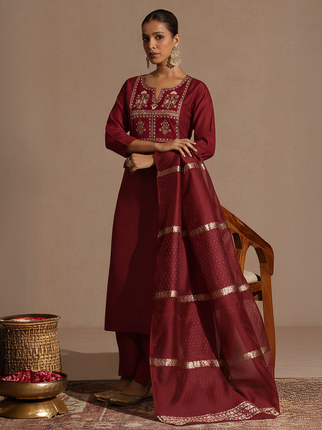 Color_Maroon