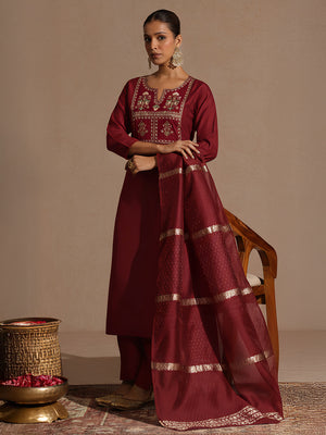 Color_Maroon