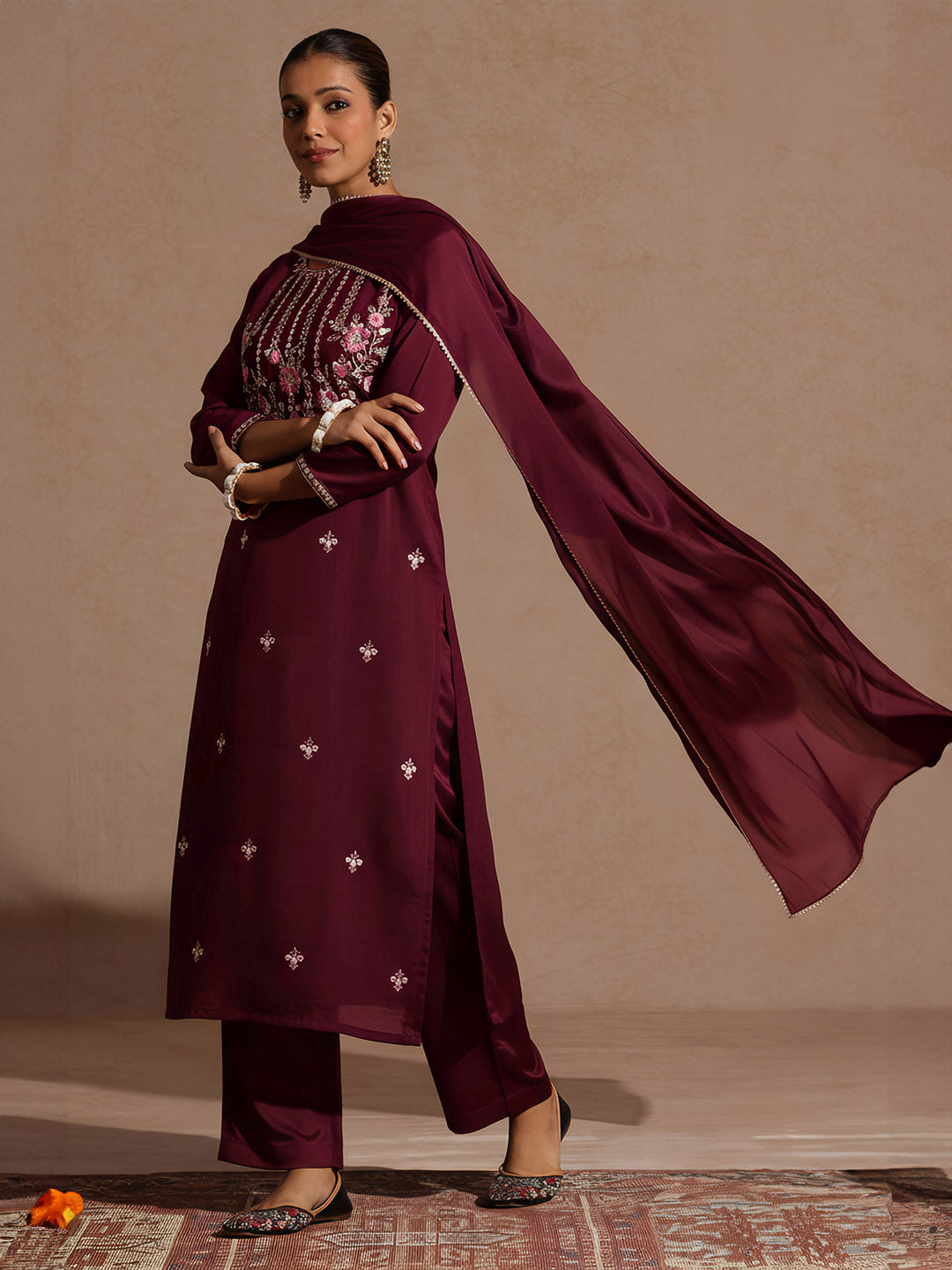 Color_Maroon