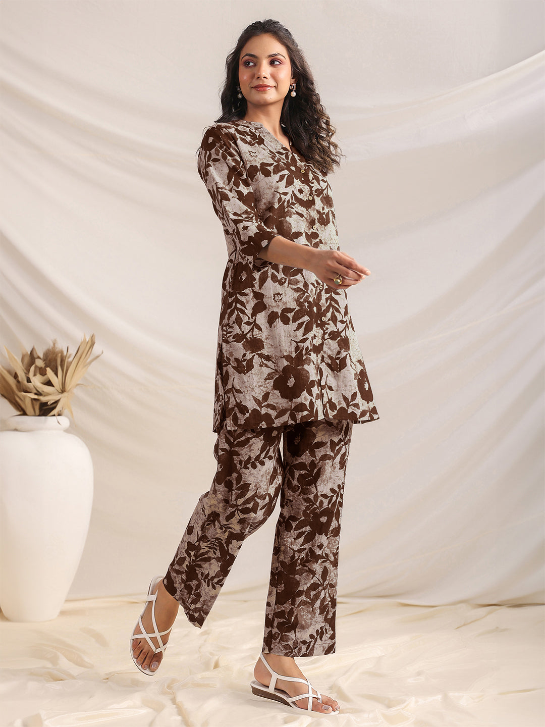 Color_Brown