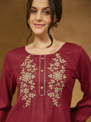 Color_Maroon