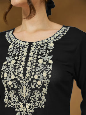 Color_Black