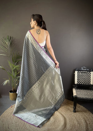 Color_Grey