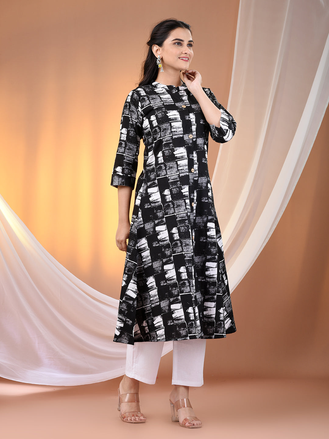 Color_Black
