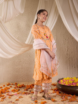 Color_Orange