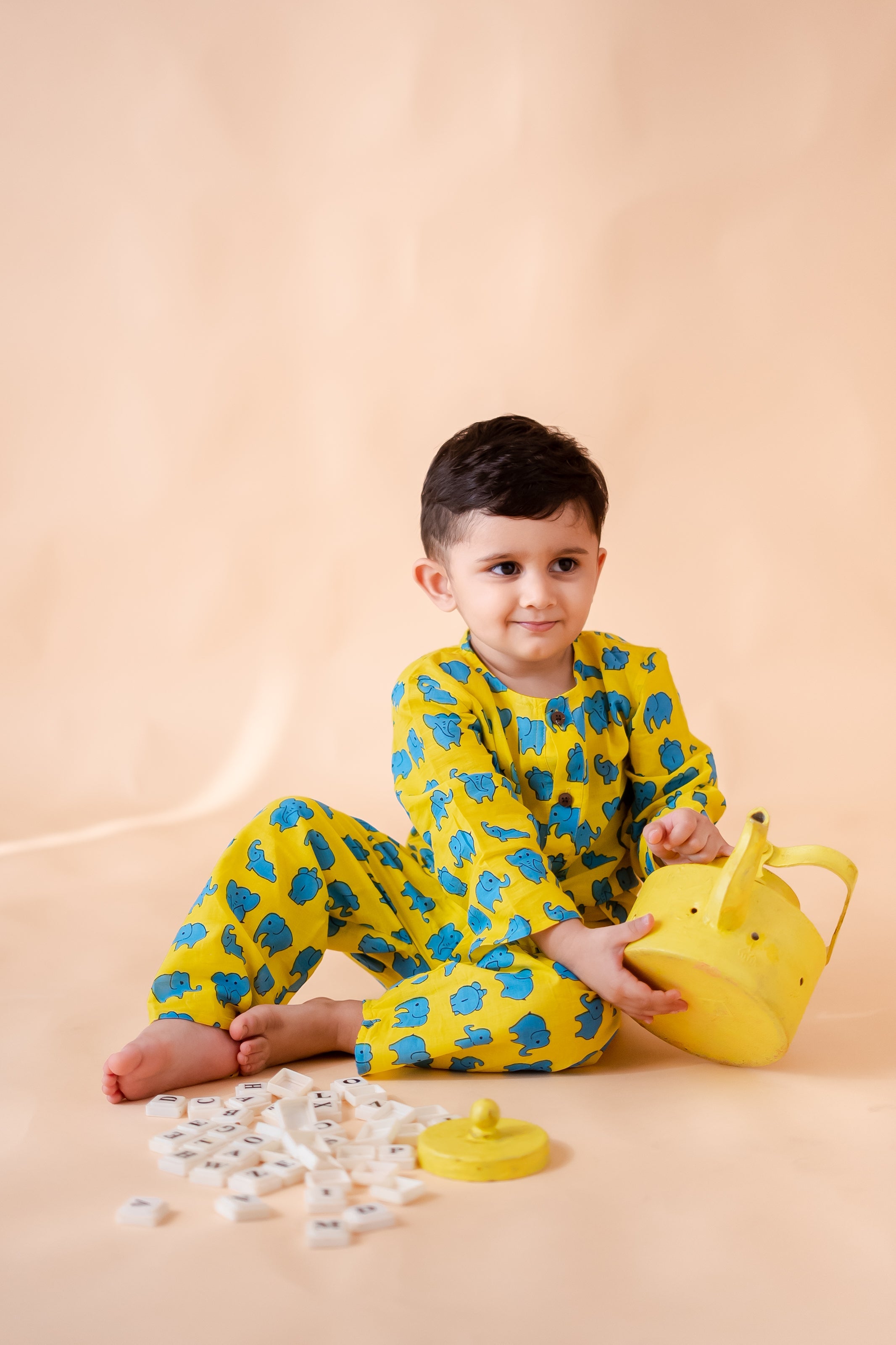 Unisex Night Suit - Ellies On Yellow