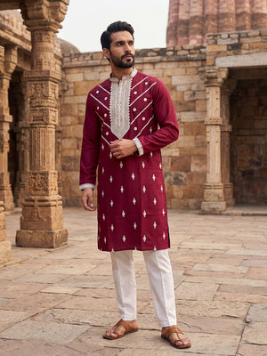 Color_Maroon