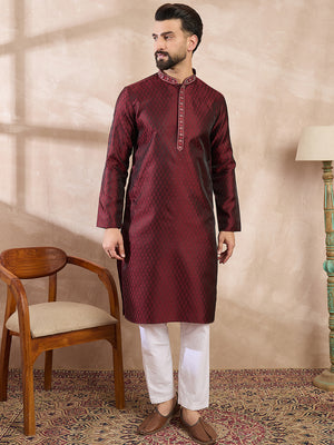 Color_Maroon