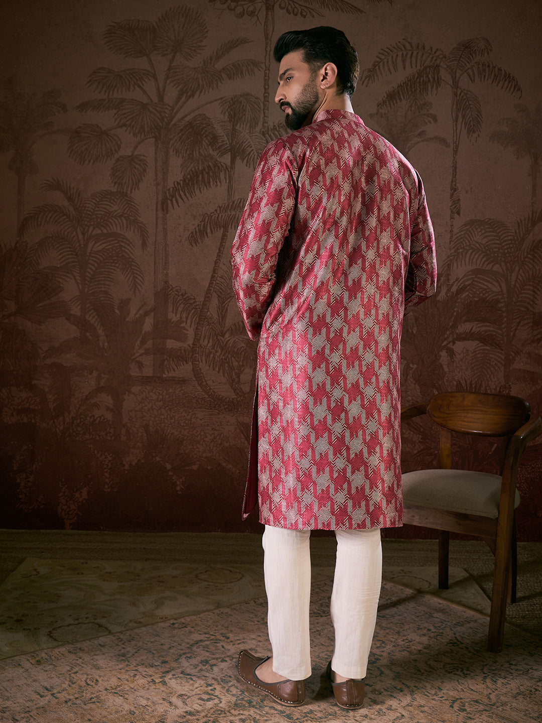 Color_Maroon