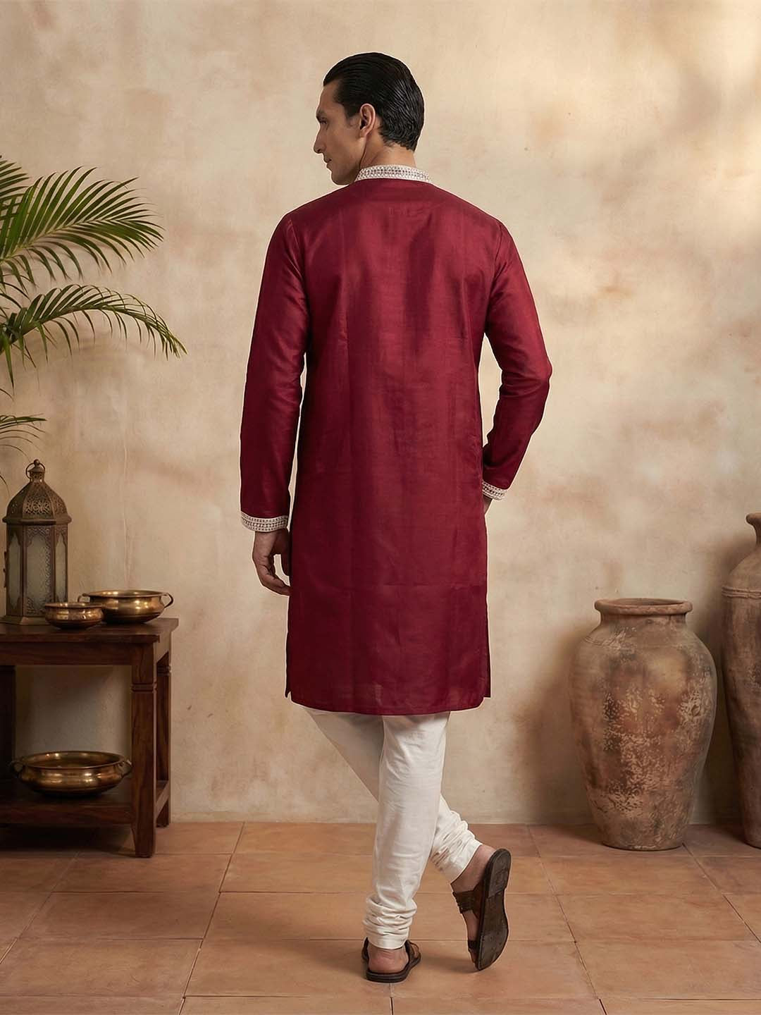 Color_Maroon