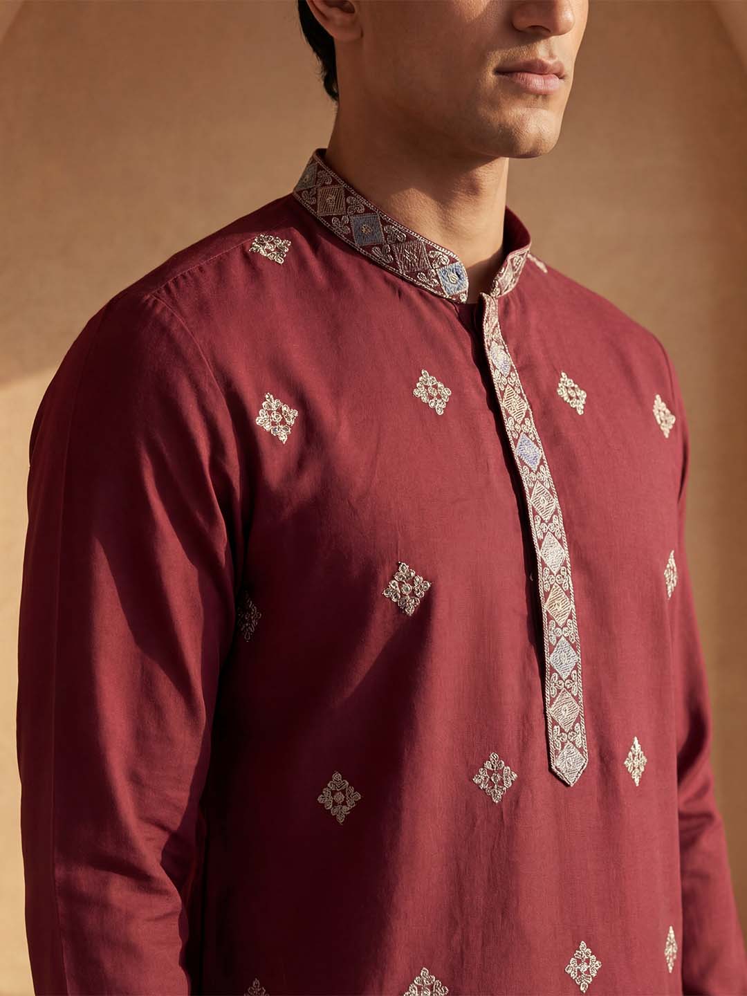 Color_Maroon