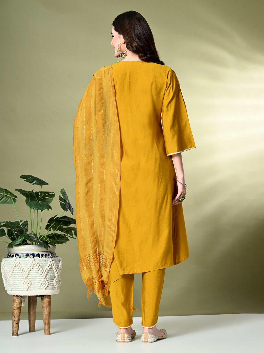 Color-Yellow