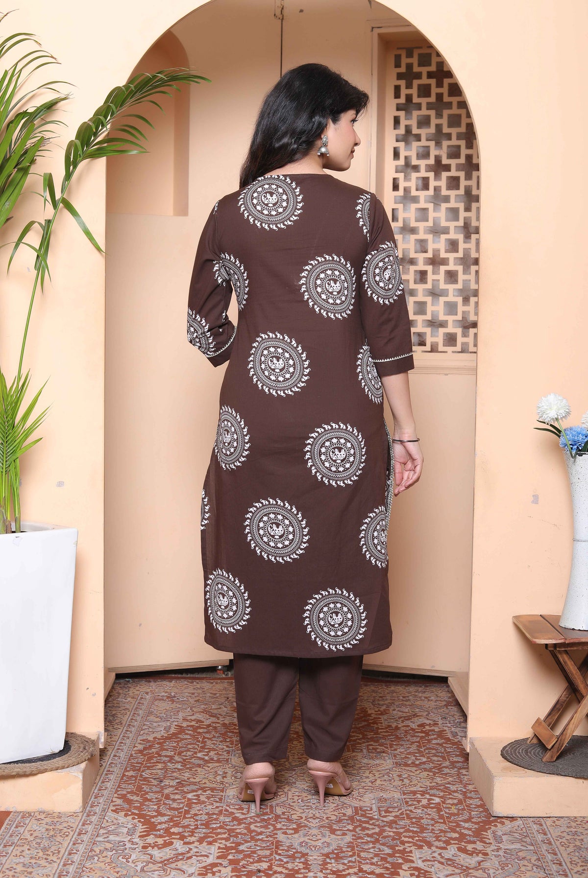 Color_Brown