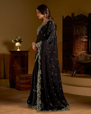 Color_Black