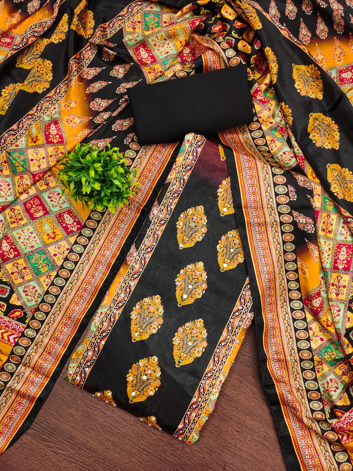 Color_Black