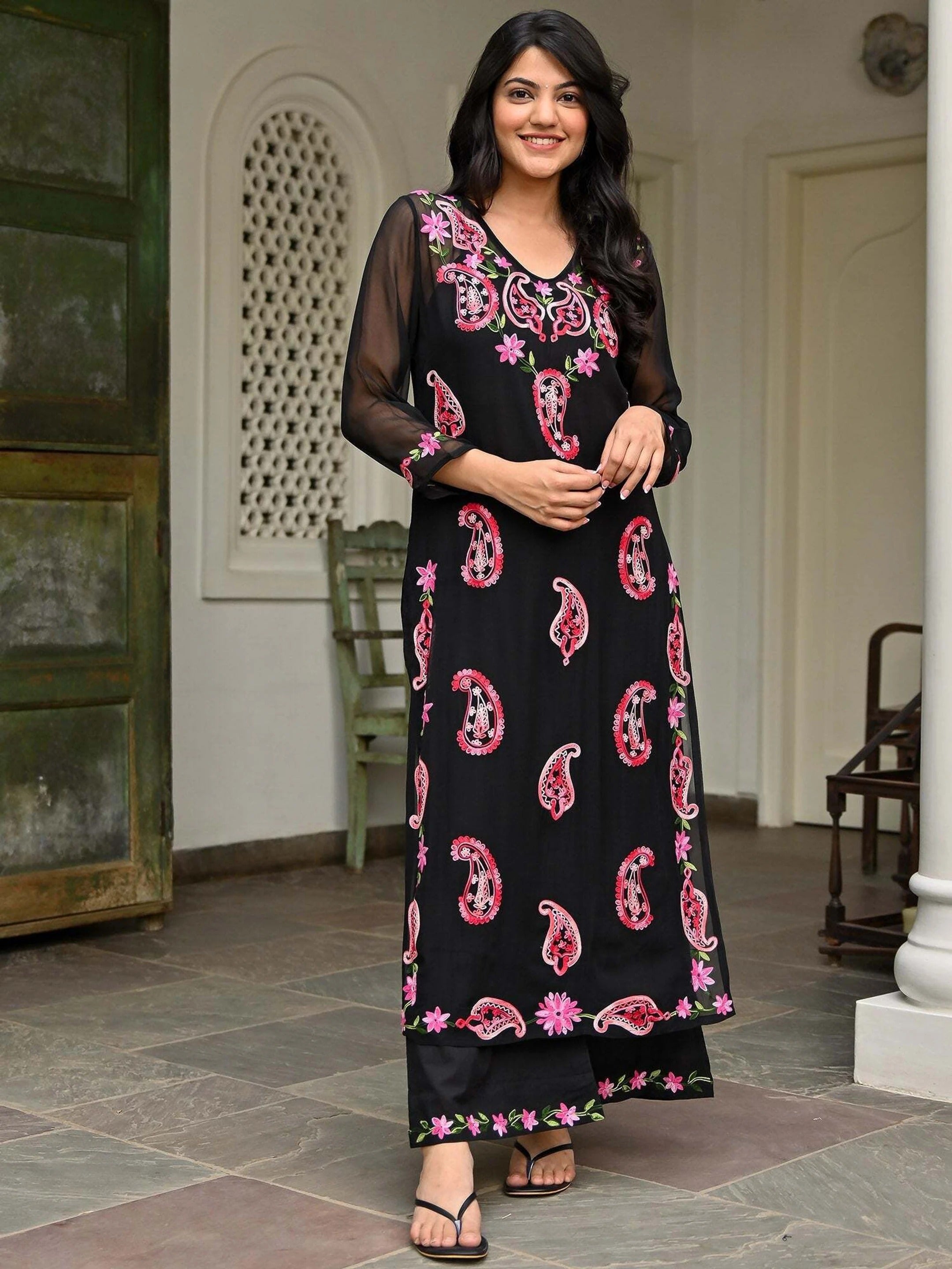 Women's Black Embroidered Kurta With Pant