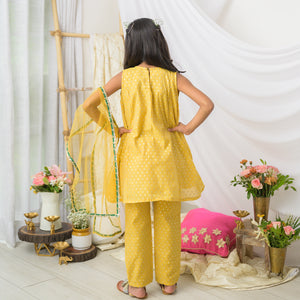 Color_Yellow