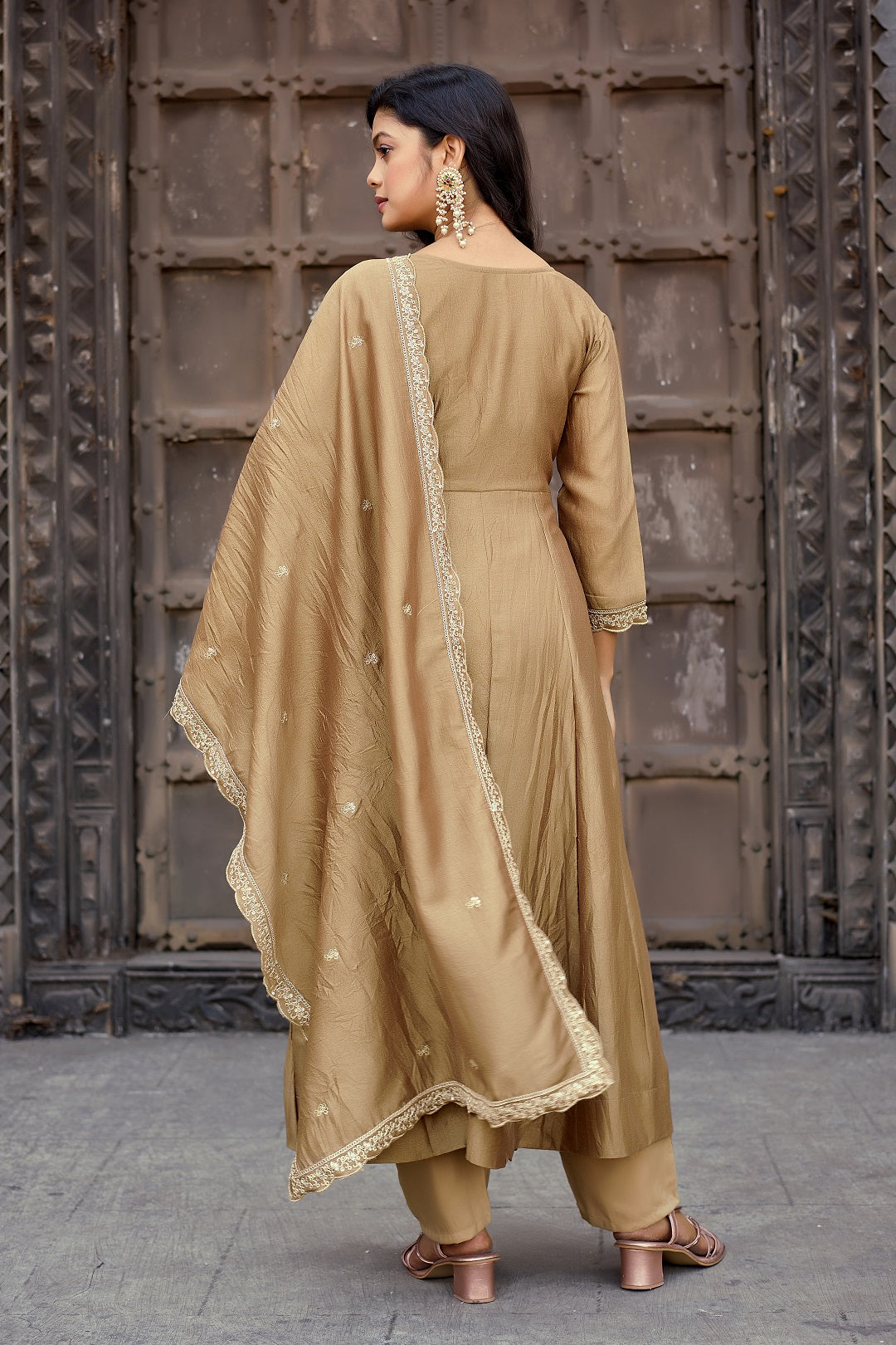 Color_Gold