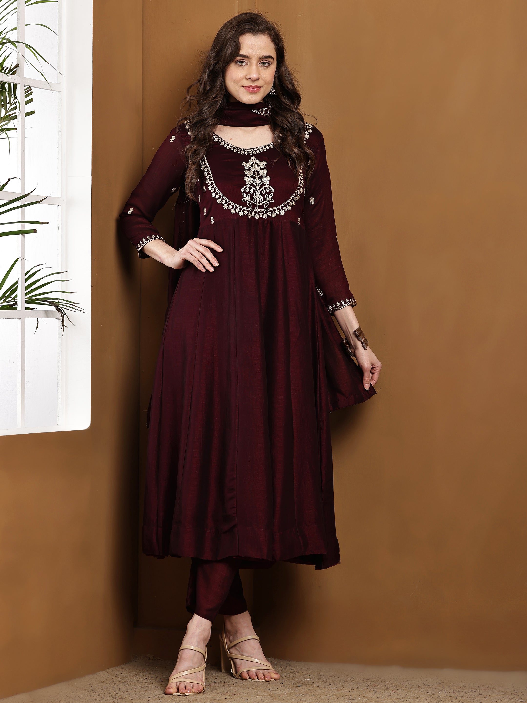 Color_Maroon
