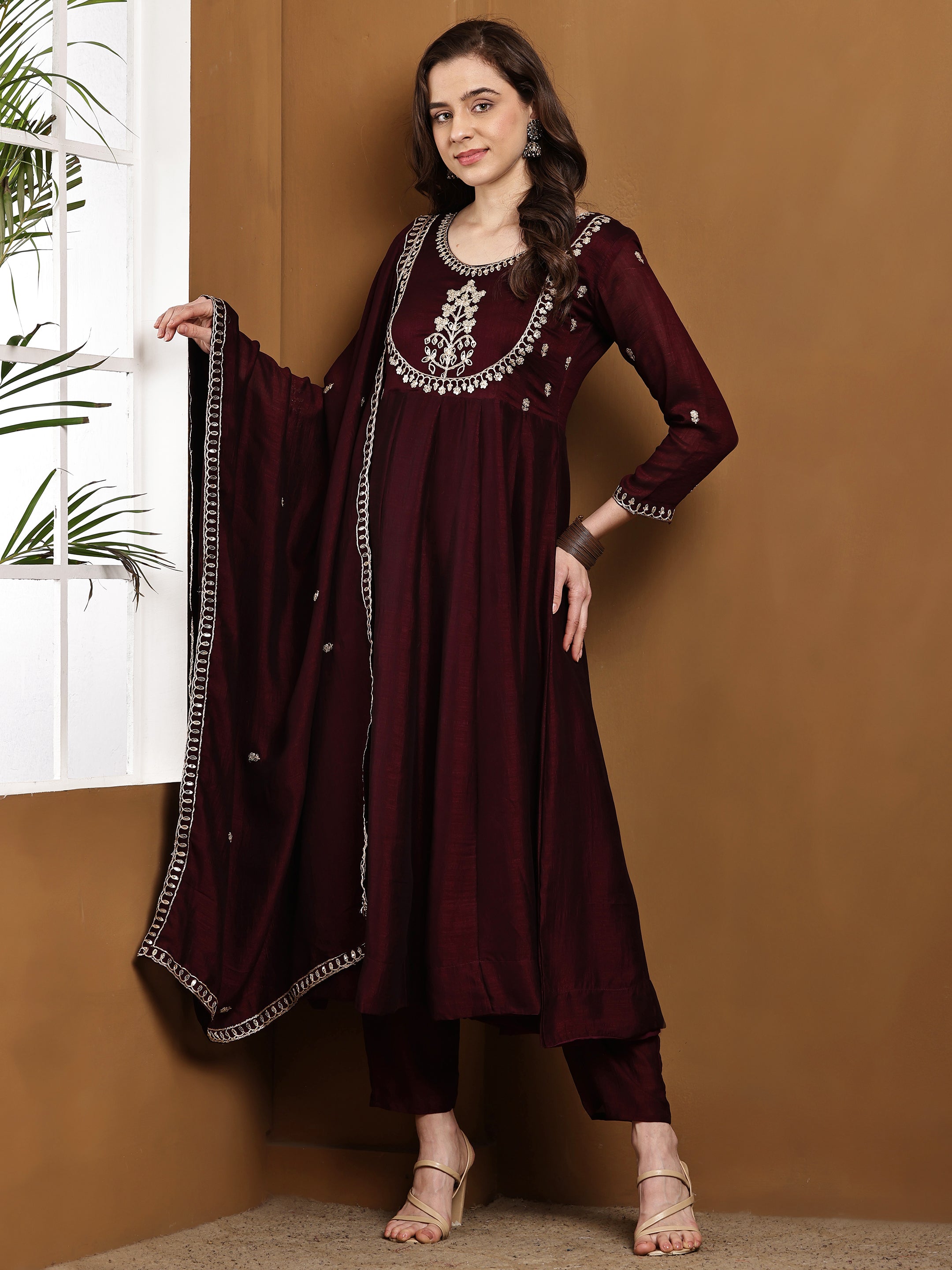 Color_Maroon